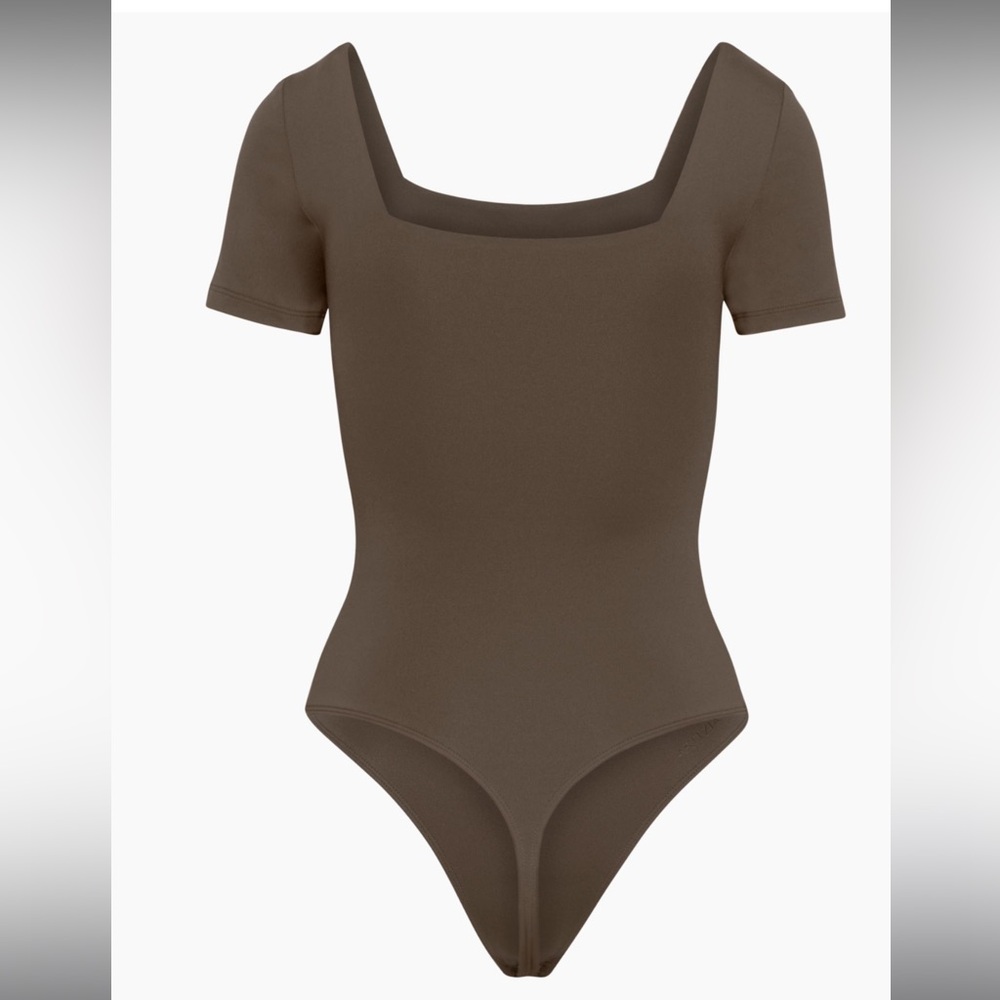 Aritzia Contour Square Neck Bodysuit